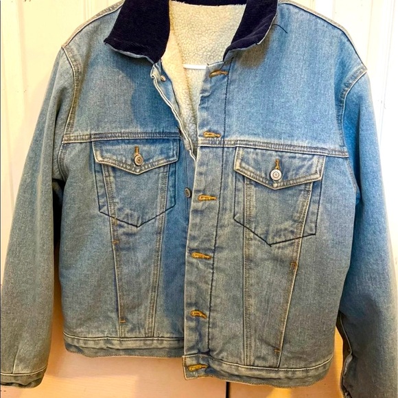 SOLD Brandy Melville Shane Denim Jacket - Picture 4 of 6